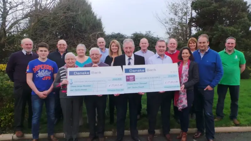 Neville Pogue receives Maundy gift